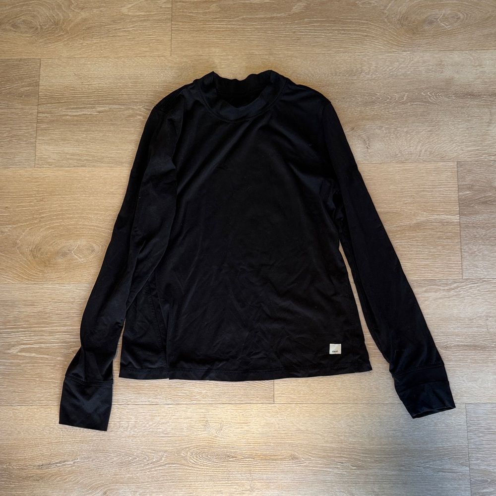 Vuori Black Long Sleeve Shirt